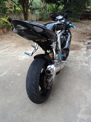 ขายGSXR 400 R7 ปี94 ทะเบียน มีเล่มเขียว พร้อมชุดโอน