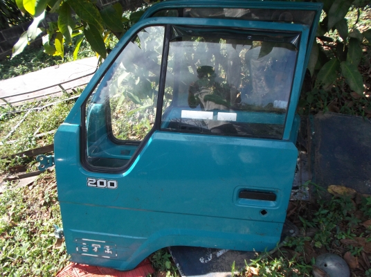 ขาย!! บานประตู TOYOTA Bigdina 300