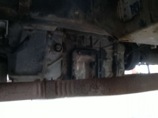 รถอิซูซุ 6 ล้อ รั่ว 175 แรงม้า  สนใจติดต่อ 081-6079515