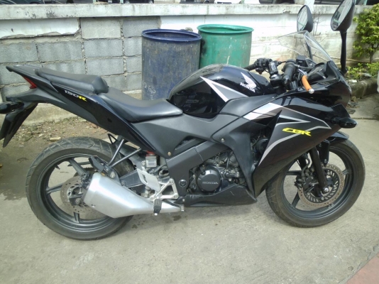 ขาย CBR 150 I ปี 54 สีดำ ขาย CBR 150 I ปี 54 สีดำ