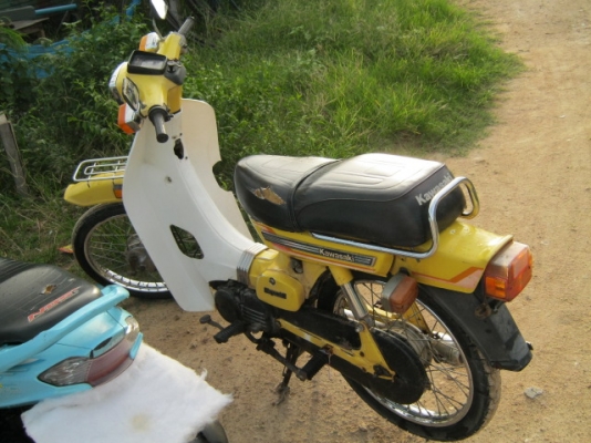 ขายด่วนครับ 4 คัน รวด ไม่เล่นแล้วครับ ผมเป็นสถาปนิกครับ โทรมาสอบถามราคาได้เลยครับ