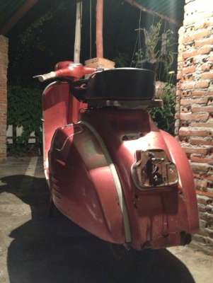 ขายด่วนครับ 4 คัน รวด ไม่เล่นแล้วครับ ผมเป็นสถาปนิกครับ โทรมาสอบถามราคาได้เลยครับ