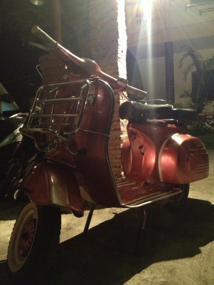 ขายด่วนครับ 4 คัน รวด ไม่เล่นแล้วครับ ผมเป็นสถาปนิกครับ โทรมาสอบถามราคาได้เลยครับ