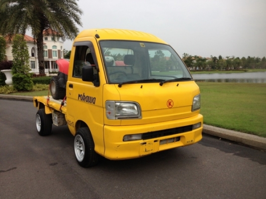 s200 หลังคาสูง หัวฉีด สีเหลืองได้ใจ ราคาไม่แรง