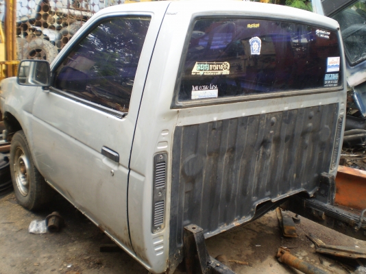 -หัวเก๋ง NISSAN BIG M