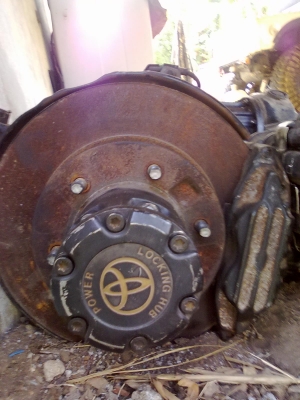 คานแข็งโตโยต้าพาโด้  หน้า หลัง  อุปกรณ์ครบ