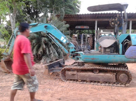 ขายรถขุด KOMATSU PC25-1 รถสวยสภาพดี