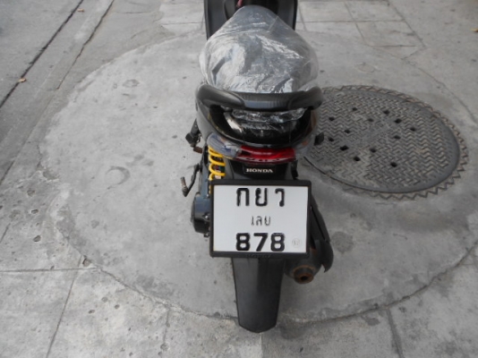 Honda-Click สภาพเนียนเลยครับ ซื้อไปใช้งานคุ้มครับ เข้ามาดูก่อนคับ