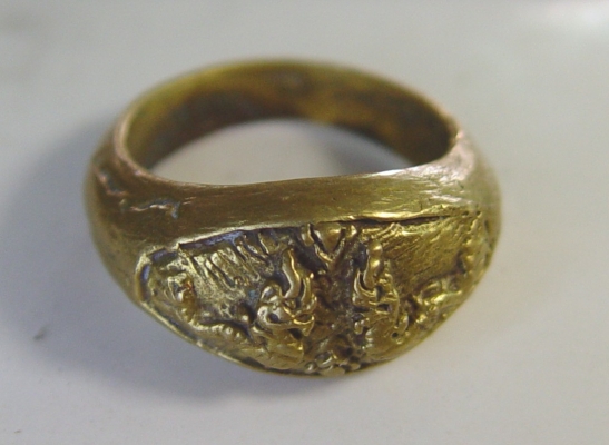 ให้เช่า แหวนมีพญานาค 2 ตัว