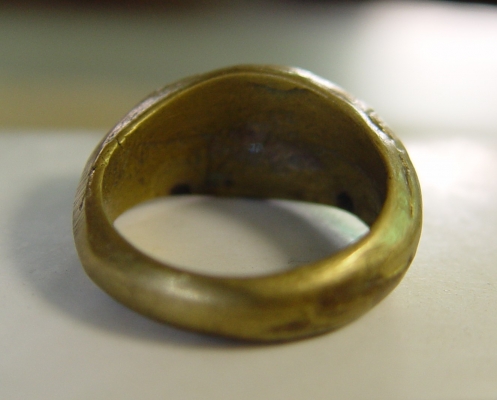 ให้เช่า แหวนมีพญานาค 2 ตัว ให้เช่า แหวนมีพญานาค 2 ตัว