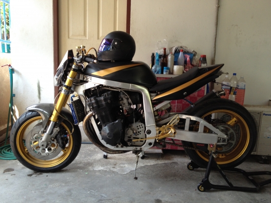 ขายSlingshot1100แต่งสตั้นเมกาของแต่งเต็มลำตามรูปคับทะเบียนโอนนอก(แค่ของแต่ง+ทะเบียนก็คุ้มแล้วคับ)สนใจโทรเลย0858742300ตี๋คับ