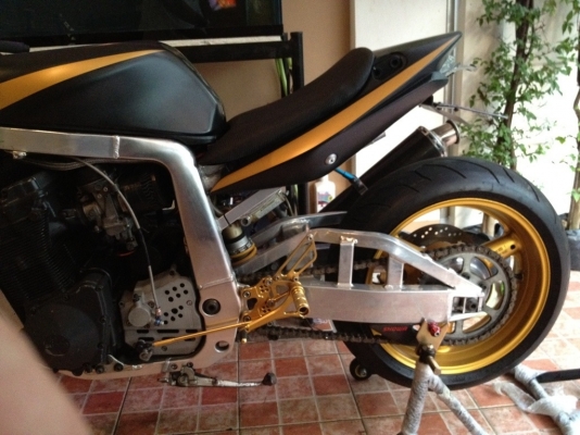 ขายSlingshot1100แต่งสตั้นเมกาของแต่งเต็มลำตามรูปคับทะเบียนโอนนอก(แค่ของแต่ง+ทะเบียนก็คุ้มแล้วคับ)สนใจโทรเลย0858742300ตี๋คับ