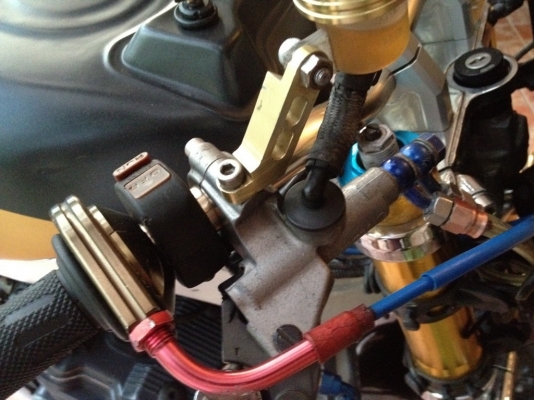 ขายSlingshot1100แต่งสตั้นเมกาของแต่งเต็มลำตามรูปคับทะเบียนโอนนอก(แค่ของแต่ง+ทะเบียนก็คุ้มแล้วคับ)สนใจโทรเลย0858742300ตี๋คับ