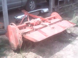 KUBOTA L3408 - 2 เพลา หลังคาสีส้ม อุปกรณ์ครบพร้อม มีโรตารี่ มีใบดันหน้า ผานพรวนดิน 6 ชั่วโมงทำงาน 3,256 ชม. เครื่องแรงดีพร้อมใช้งาน ช่วงล่างแน่นยางสภาพดีหน้าหลังประมาณ 60\% เอกสารเล่มทะเบียนครบพร้อมโอน ราคาต่อรองได้ครับ KUBOTA L3408 - 2 เพลา หลังคาสีส้ม อุปกรณ์ครบพร้อม มีโรตารี่ มีใบดันหน้า ผานพรวนดิน 6 ชั่วโมงทำงาน 3,256 ชม. เครื่องแรงดีพร้อมใช้งาน ช่วงล่างแน่นยางสภาพดีหน้าหลังประมาณ 60\% เอกสารเล่มทะเบียนครบพร้อมโอน ราคาต่อรองได้ครับ