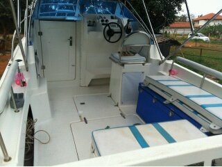 ขายด่วน เรือสวยมาก ขนาด 23 ฟุต ราคาถูก สนใจโทร 081-9399730 คุณวุฒิ