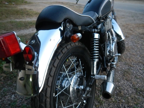 ขายด่วนคร้าบ sr400 สวย ๆ เครื่องแน่น อินวอยเสียสรรพสามิตแล้ว