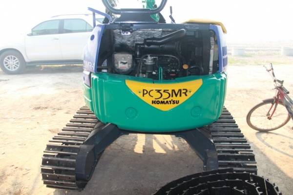 มือสองญี่ปุ่นนำเข้าเอง แบคโฮ KOMATSU-PC35MR-1 รุ่นใหม่สุดๆ เทียบเท่า (PC35-8) มือสองญี่ปุ่นแท้ สภาพดี ทำสีแล้ว รถพร้อมใช้ ราคาคุยกันได้ มีบริการขนส่ง มือสองญี่ปุ่นนำเข้าเอง แบคโฮ KOMATSU-PC35MR-1 รุ่นใหม่สุดๆ เทียบเท่า (PC35-8) มือสองญี่ปุ่นแท้ สภาพดี ทำสีแล้ว รถพร้อมใช้ ราคาคุยกันได้ มีบริการขนส่ง