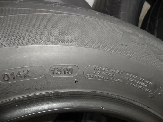 ยาง MICHELIN  215/60R16 ปี10