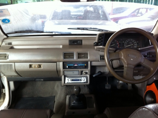 ขายอีซุซุTFR4ประตูปี93เครื่อง2.5สภาพสวยจัดแนนท์ได้