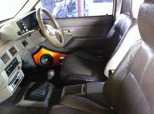 ขายอีซุซุTFR4ประตูปี93เครื่อง2.5สภาพสวยจัดแนนท์ได้