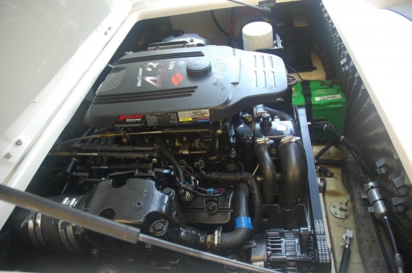 ขายเรือ 19.7ฟุต เครื่อง mercuiser MPI 4.3L 220hp