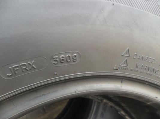 ยาง 265/70R16 สวยๆ 4 เส้น ยาง 265/70R16 สวยๆ 4 เส้น