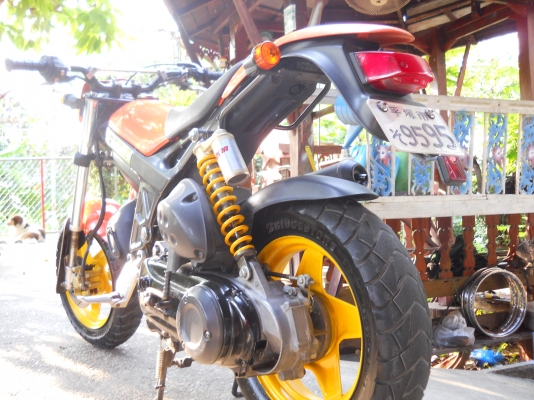 รถมอเตอร์ไซร์ suzuki (tel0908026015)