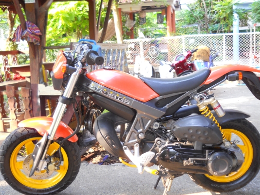 รถมอเตอร์ไซร์ suzuki (tel0908026015)