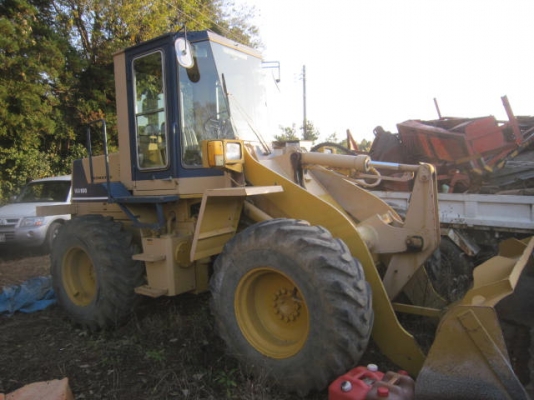 รถตักล้อยาง  WA100-1-20997  สภาพเดิมจากนอก  ยังไม่เคยใช้งานในไทย  โทร.081-373-0559