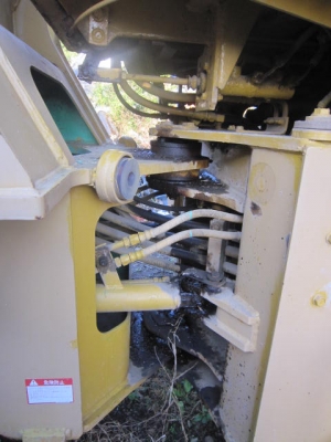 รถตักล้อยาง  WA100-1-20997  สภาพเดิมจากนอก  ยังไม่เคยใช้งานในไทย  โทร.081-373-0559