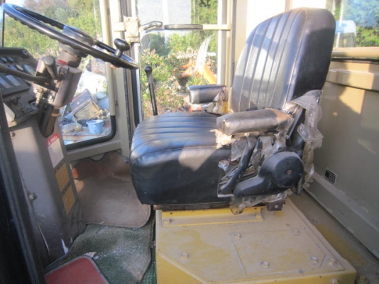 รถตักล้อยาง  WA100-1-20997  สภาพเดิมจากนอก  ยังไม่เคยใช้งานในไทย  โทร.081-373-0559