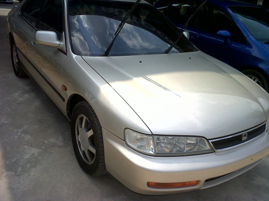 ขายรถแอกคอดปี1996เกียร์ออโต้แอร์เย็น เครื่องดี ยางสวยทุกเส้น