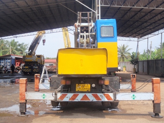 ขาย11ตัน มีทะเบียนพร้อม