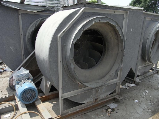 ขายโบเวอร์ ขนาดมอเตอร์ 20 HP. พร้อมใช้งาน มี 4 ตัว ตัวละ 34000 บาท