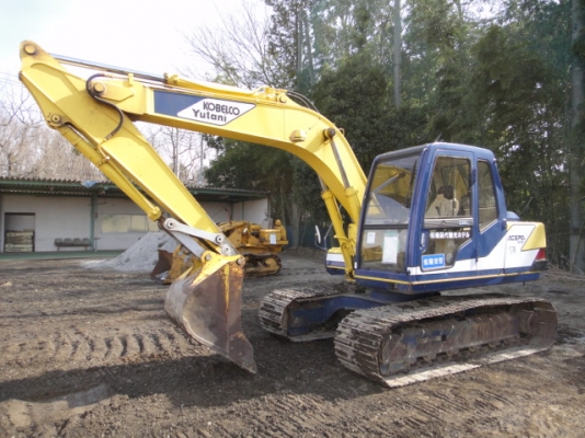 รถขุดดิน SK100-1 มาร์คทรี  แท็กซ์ใหญ่ สภาพสวย  รถอยู่ที่ C.S. Motor หลักสี่  โทร.081-373-0559