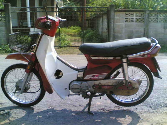 ขายดรีมคุรุ เล่มทะเบียนพร้อมชุดโอนภาษียังไม่ขาดเกินครื่องดีอะไหล่เดิมครบขาย 11500 บาท ขายดรีมคุรุ เล่มทะเบียนพร้อมชุดโอนภาษียังไม่ขาดเกินครื่องดีอะไหล่เดิมครบขาย 11500 บาท