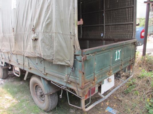 ขาย 6 ล้อ isuzu NKR ขาย 6 ล้อ isuzu NKR