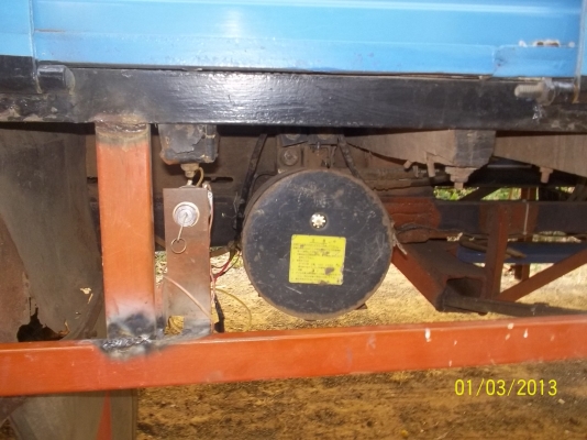 ขายKS772   เครื่อง100 แรงม้า  Fหลัง  สีทำมาใหม่