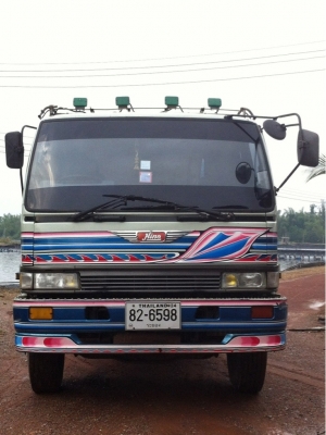 ขาย Hino สิงห์ไฮเทค 195 แรงม้า ราคางามๆ
