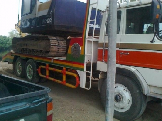 HINO KT920 - 168 HP EH700 รถหางปลาสิบล้อเพลาเดียว ท้ายลาดต่อด้วยเหล็ก I-BEAM อย่างดี ใช้ลาก PC 200 ได้เลย วางหัวเก๋ง F18 สวยจัดลงเล่มครบถูกต้องพร้อมโอน แอร์ พวงมาลัยเพาเวอร์ เบรคทริ๊ปฟี้ครบพร้อม ช่วงล่างคัชซีสวยมากไม่มีดาม เอกสารทะเบียนภาษีครบพร้อมโอน ราค