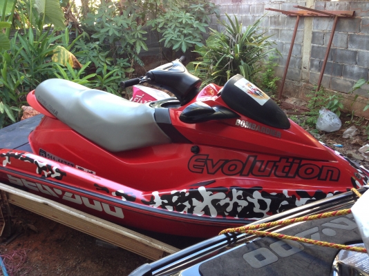 ขายดจ็ตสกี gtx 951cc. มีถอยหลัง 100000บาท ปี 2000 สภาพดีทั้งเครื่องทั้งบอดี้