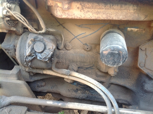 ขายด่วน รถไถ FORD. -5500พร้อมอุปกรณ์ 5 ชิ้น ขายแบบ ถูกๆไปเลย. มีเล่มทะเบียน