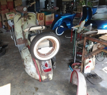 ขาย vespa 64 เครื่อง PX ครับ 27999 สีแห้งๆครับ