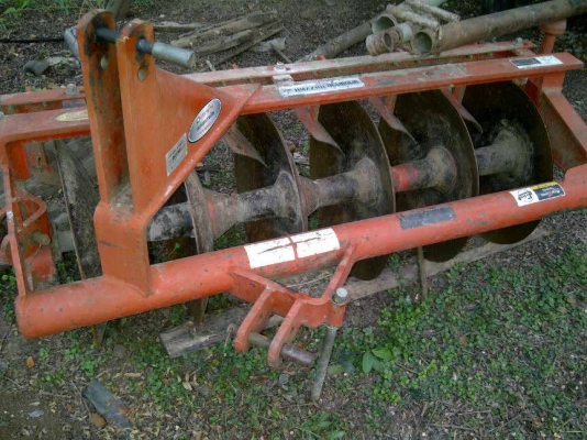 ผานพรวน (ผาน 6 ) ตราช้าง