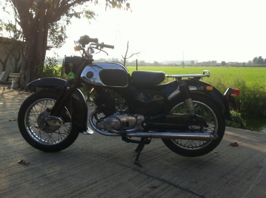 ขาย c95 สวยๆ โครงbenly มีเอกสาร เครื่องจบ สีดี ขีไกลๆได้ไม่มีปัญหา 39000