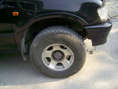 ISUZU 4WD เดิม ๆ พร้อมใช้งาน