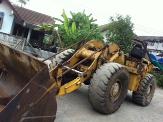 ขายรถตัก CAT950 DISK/SN73J สภาพดี พร้อมใช้งาน สนใจติดต่อ คุณรัตนศักดิ์ โทร.081-7621704