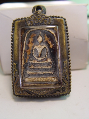 พระสมเด็จพร้อมกรอบสวย ๆเก่ามาก