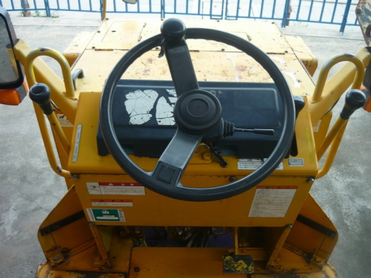 รถบดสั่นสะเทือน 4 ตัน Sakai TW350 รถนอกนำเข้าจากญี่ปุ่น ชม.ต่ำ สภาพดี