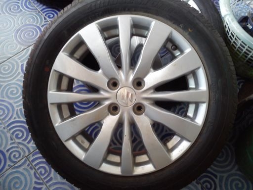ล้อ Suzuki Swift ขอบ16-4-100 พร้อมยางปี12